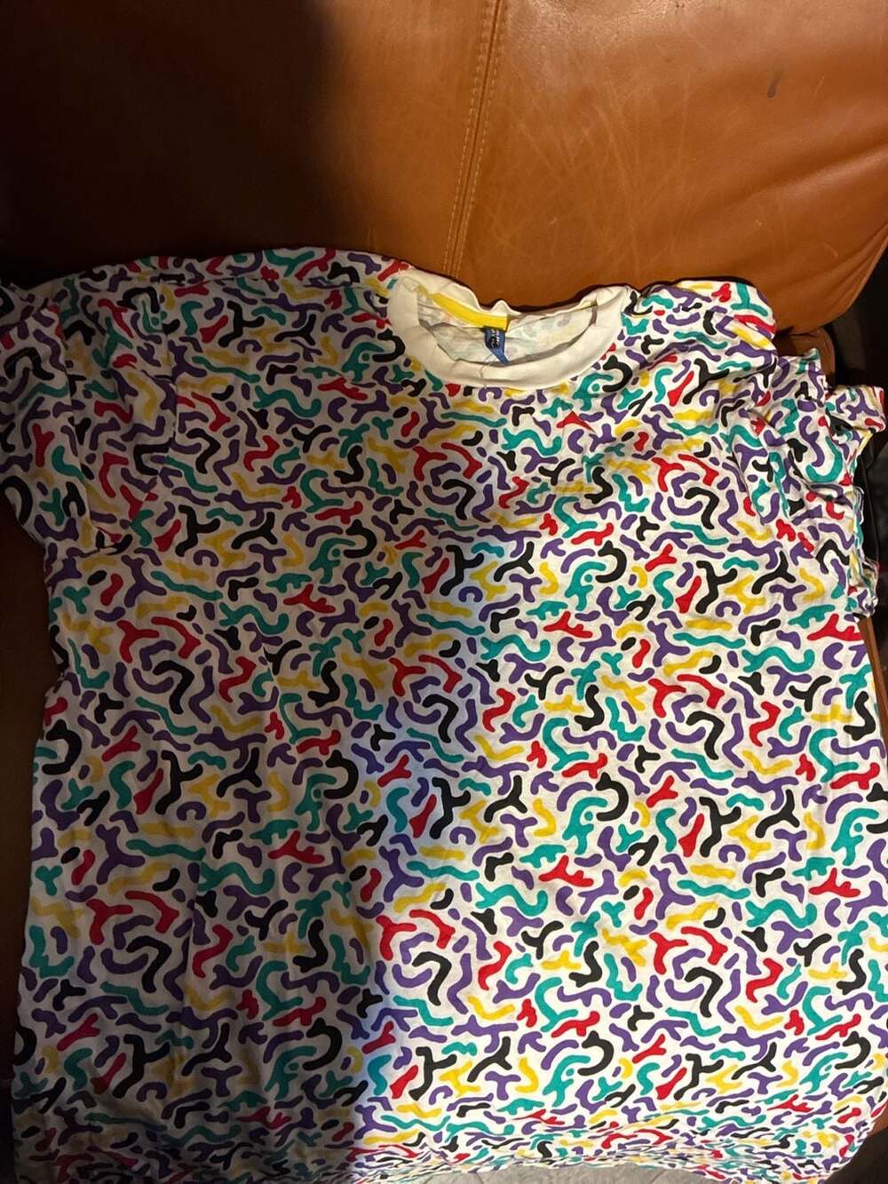 H&M Divided Multicolored Squiggly Print T-Shirt